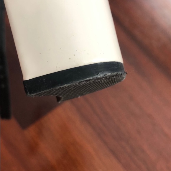 Nine West black and white sandals - Picture 2 of 3